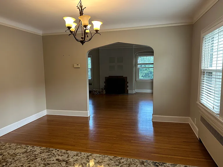 215 W Minnehaha Pkwy #2 — Photo 6