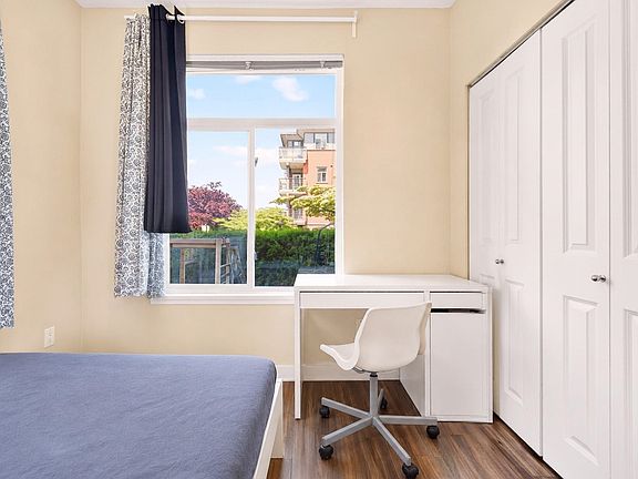 4th image of 5692 Kings Rd #2