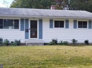 215 Shana Rd, Glen Burnie, MD 21060