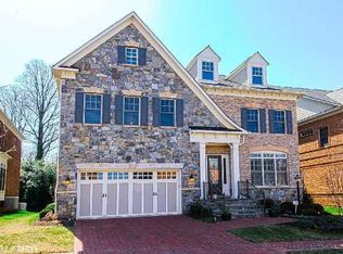 2155 Royal Lodge Dr, Falls Church, VA 22043