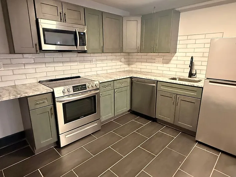 26 Washington Ave — Photo 4
