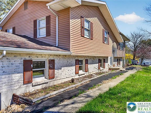 4th image of 2259 Hillside Rd