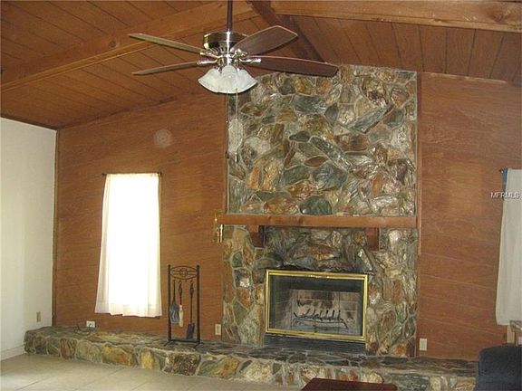 3rd image of 5606 Woodbine Dr