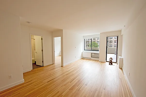 Rented by Stonehenge NYC LLC | media 18