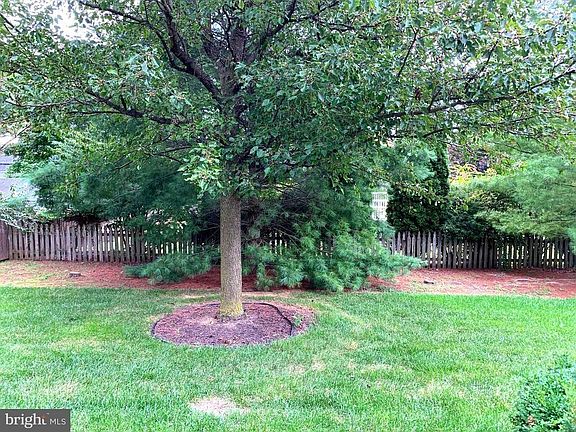 3rd image of 1850 Meridian Dr