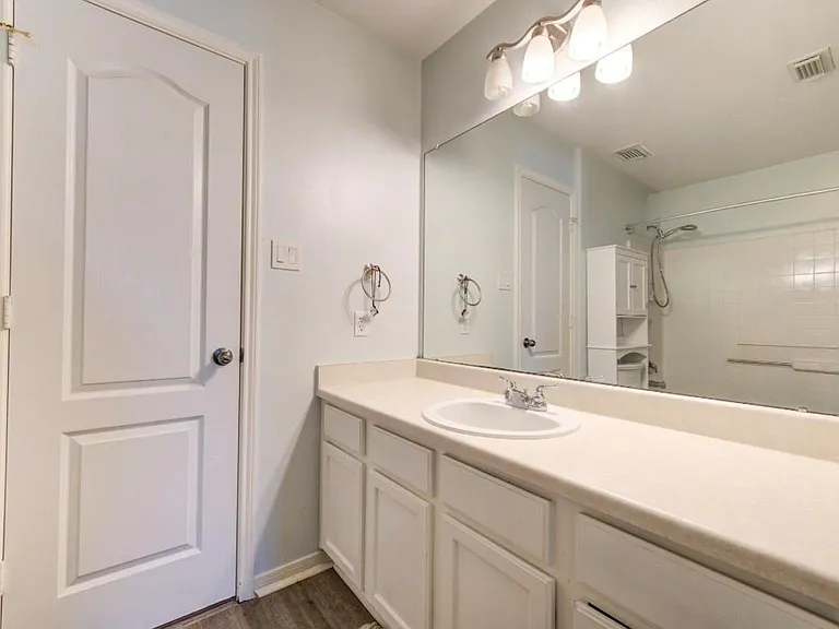 18919 Squirrel Oaks Dr — Photo 32