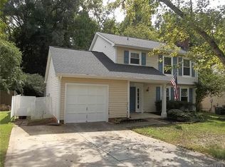 8424 Mayerling Dr, Charlotte, NC 28227