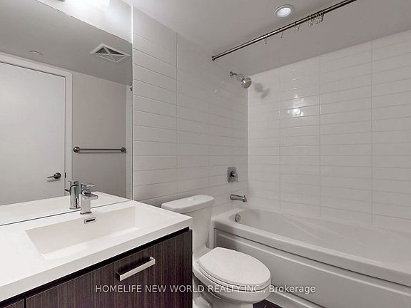 5th image of 125 Redpath Ave #1511