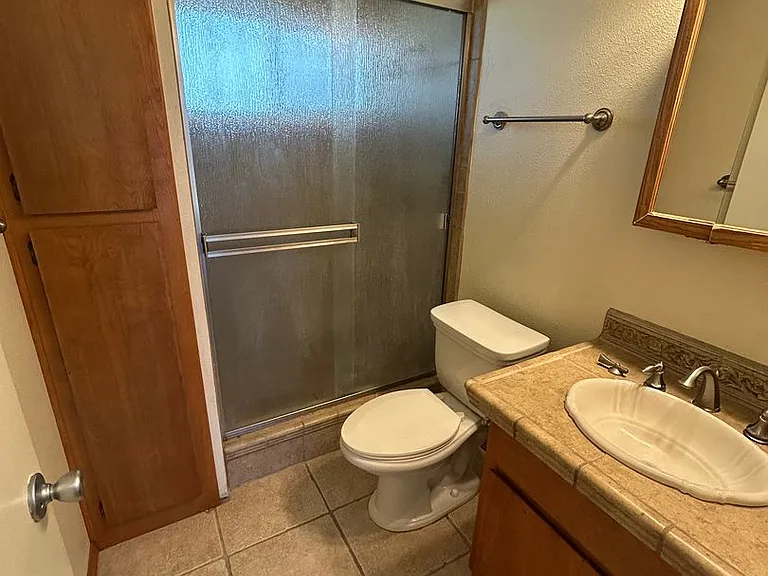 1013 Roanoke Ave — Photo 10