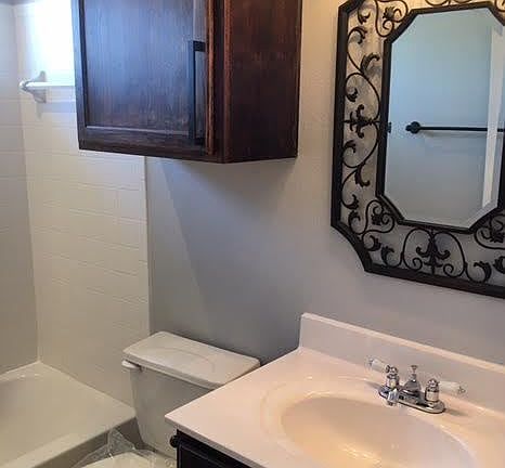 5th image of 6202 Blayney Dr