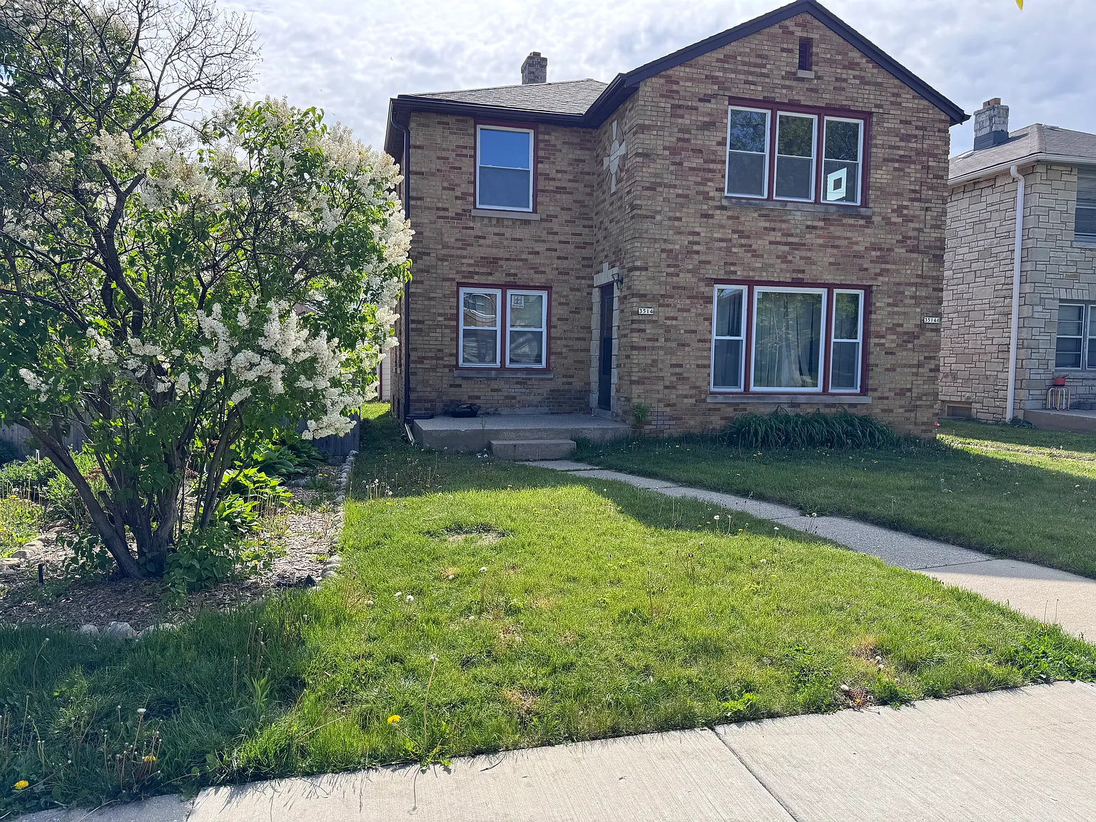 2 bed, 1000 sqft, $1,250 — Photo 1