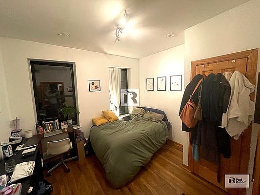 1st image of 405 Suydam St APT 3R