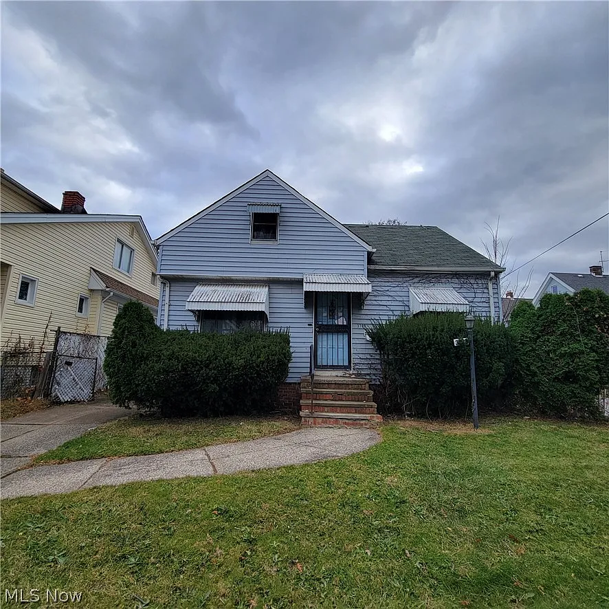 3709 E 106th St photo 1
