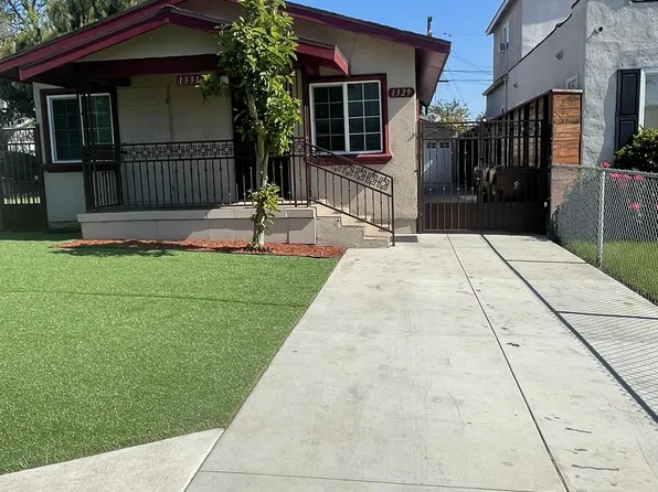 1331 W 103rd St, Los Angeles, CA 90044