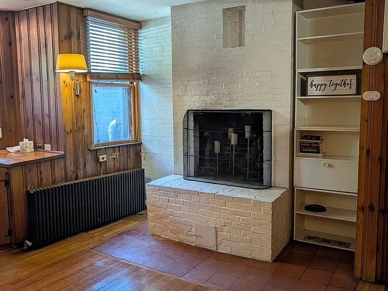 127 Bay State Road — Photo 4