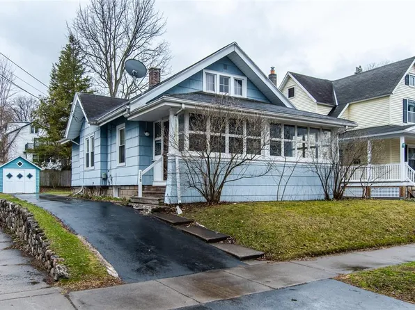 118 W Hickory St, East Rochester, NY 14445