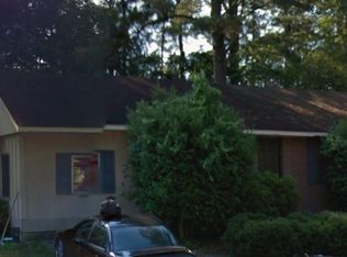 3106 Joye Cir, Spring Lake, NC 28390