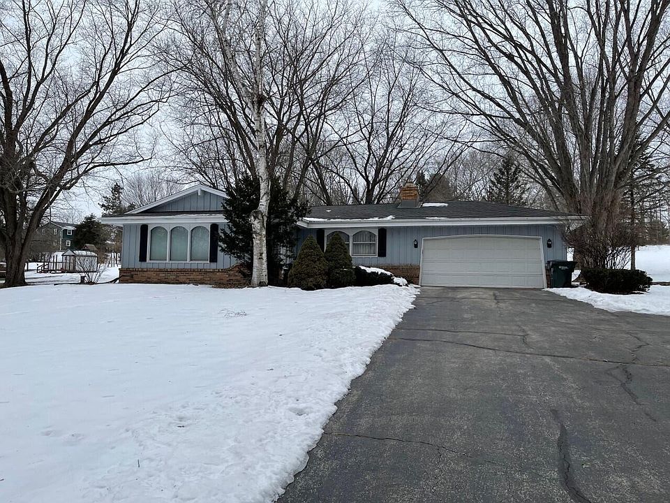 1st image of W267S2471 South Comanche LANE