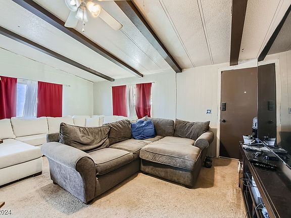 5th image of 1724 Charnut Ln