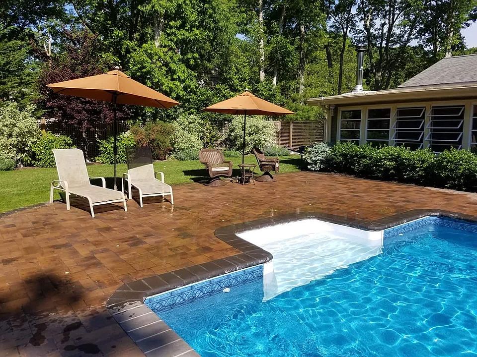 1st image of 31 Homewood Dr