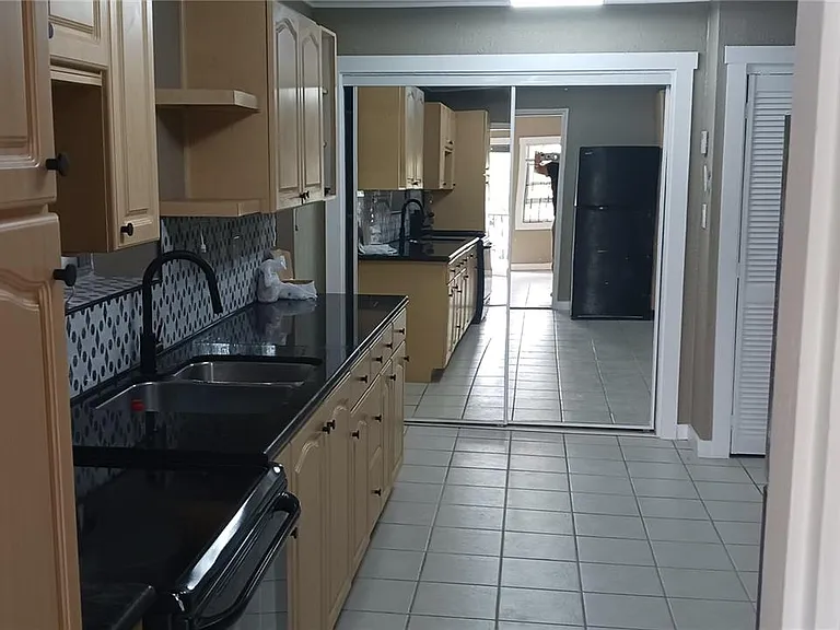2272 SW 8th St #3 — Photo 13