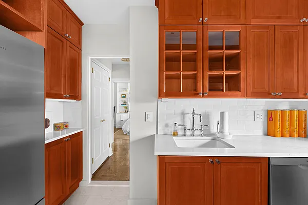 Sold by Compass | media 19