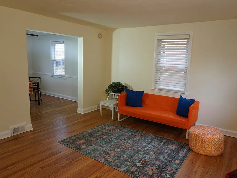 1710 Weston Ave — Photo 5