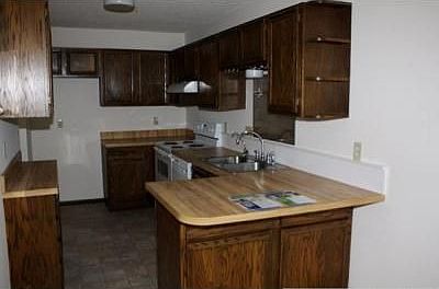 3rd image of 4125 Sylvia Ln S