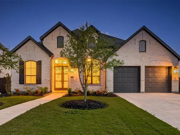 8818 Blue Grotto Ln, Manvel, TX 77578