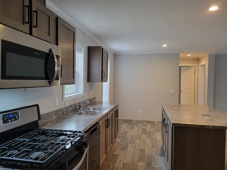 Channel View — Photo 16