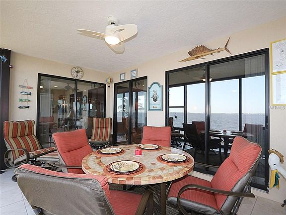 4th image of 1750 Jamaica Way Unit 313