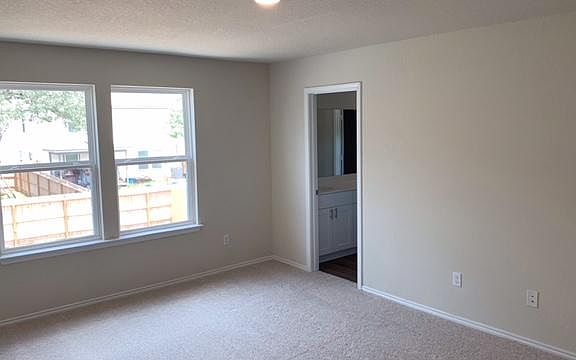 5th image of 7329 Yucca St
