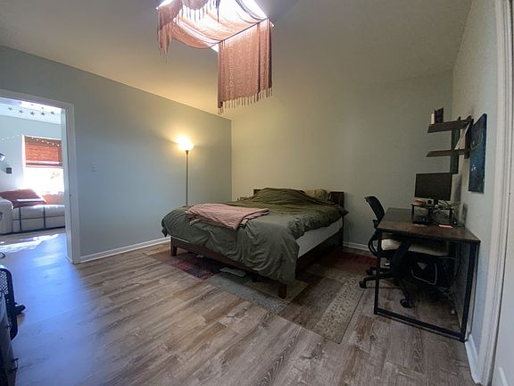 4th image of 4715 Harford Rd #2R
