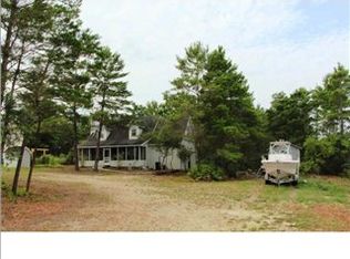 252 River Rd, Carrabelle, FL 32322