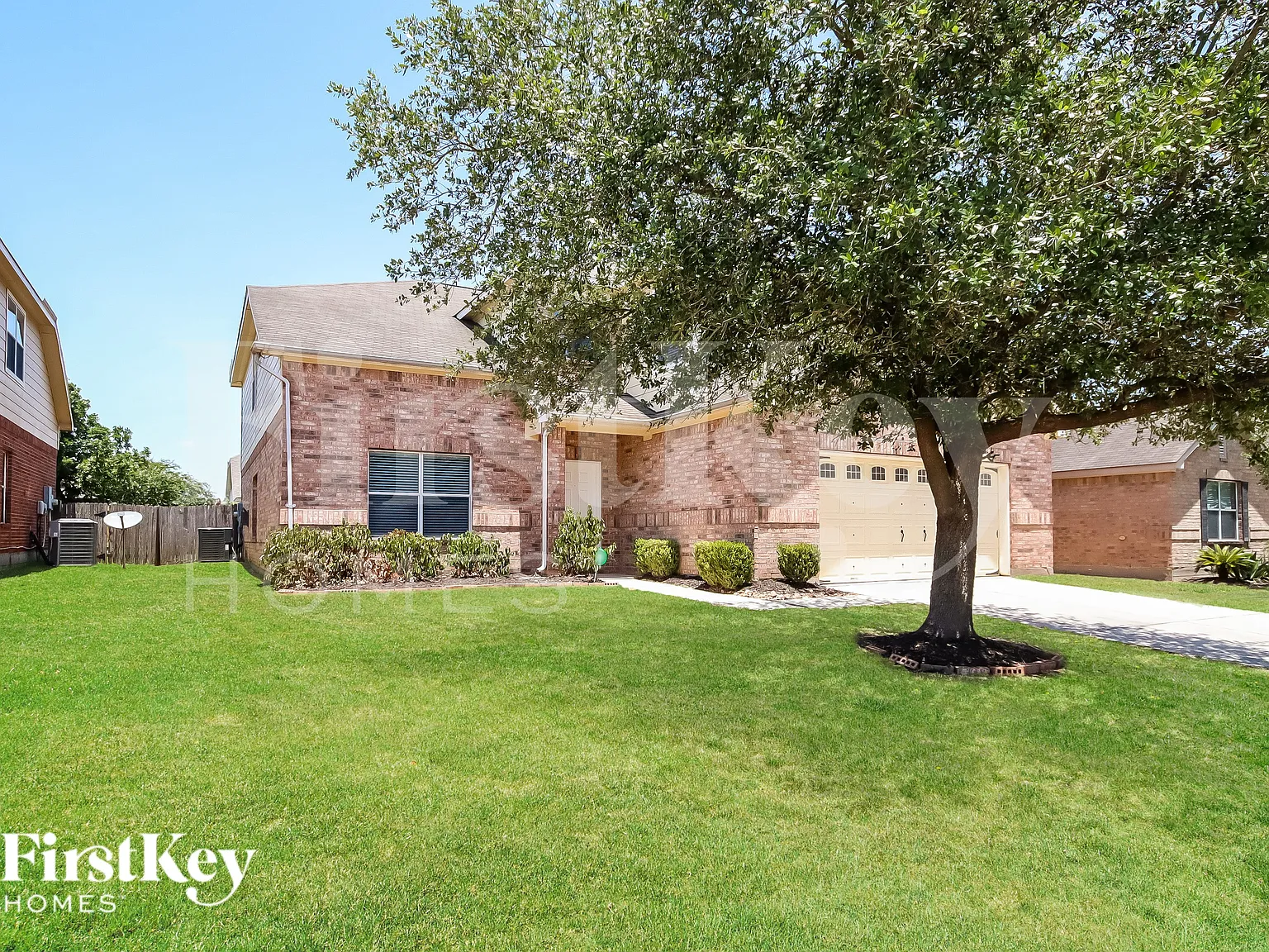 4 bed, 3.5 bath, 3996 sqft, $2,540 — Photo 1