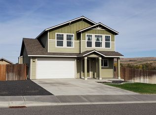 632 Botaka Loop, Benton City, WA 99320