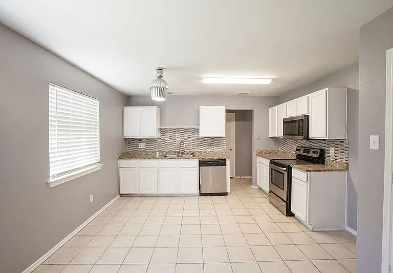 2621 Sundance Dr — Photo 15