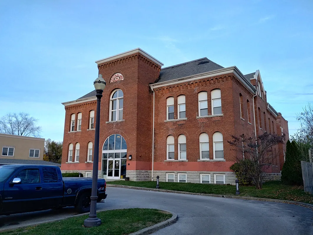 Central School Apartments — Photo 1