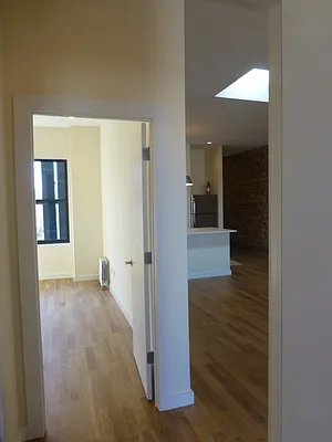 Rented by Bohemia Realty Group | media 38