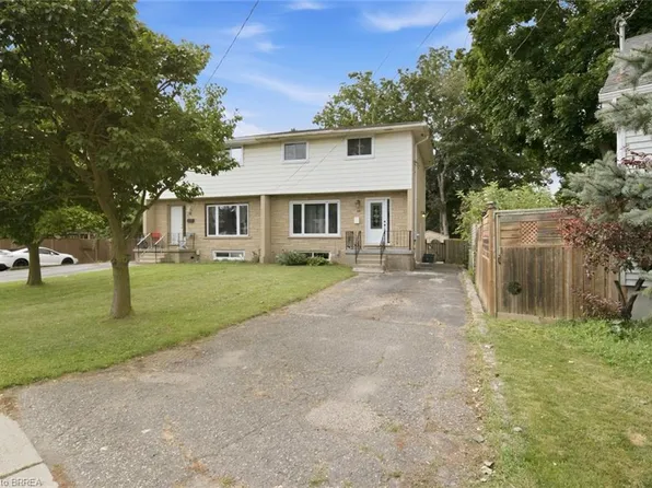 44 Stanley St, Brantford, ON N3S 7K8