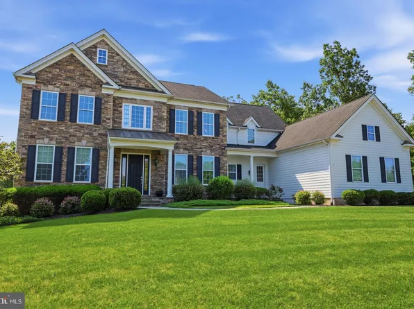 3969 Hillcrest Dr, Furlong, PA 18925