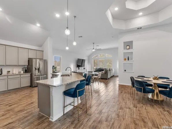 25046 Las Pilas, San Antonio, TX 78261