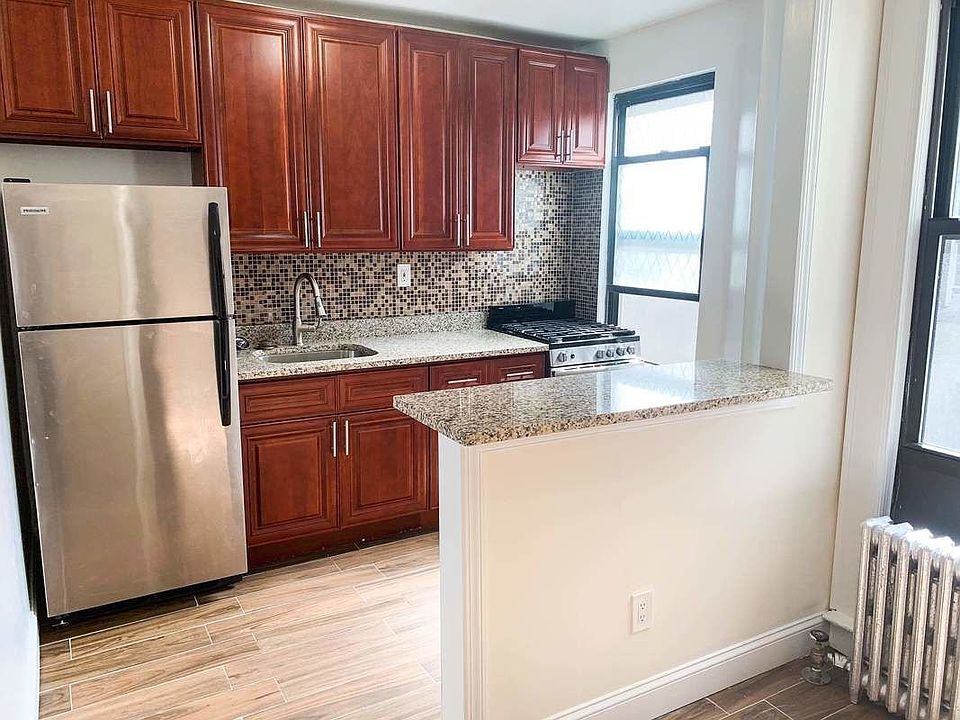 1st image of 4718 45th St APT 1F