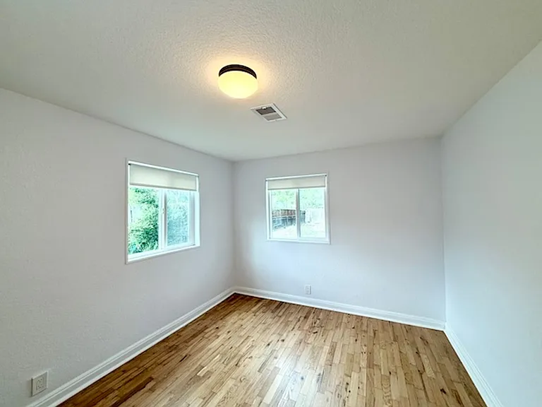 7360 Orchard Ct — Photo 14