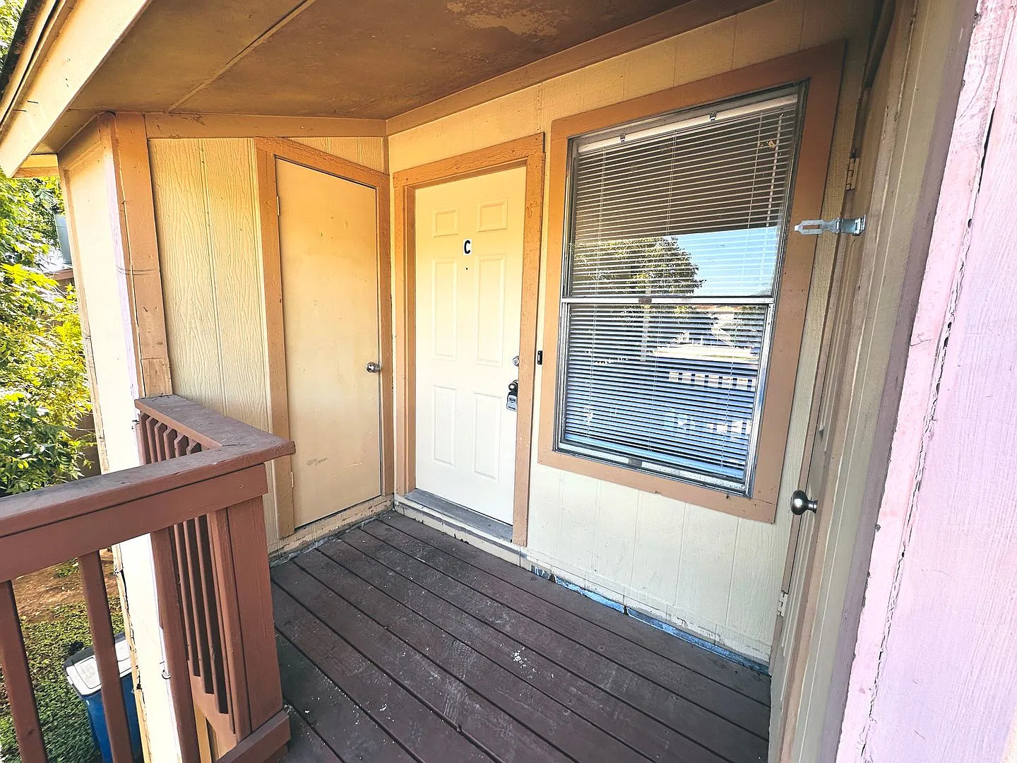 126 ROXAN — Photo 2