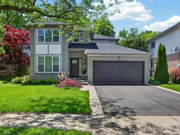 2084 William Oconnell Blvd, Burlington, ON L7M 3V1