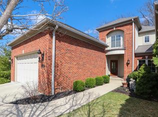 6860 Indian Hill Pl, Cincinnati, OH 45227