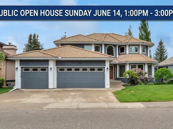 52 E Woodpath Ter SW, Calgary, AB T2W 5Z7