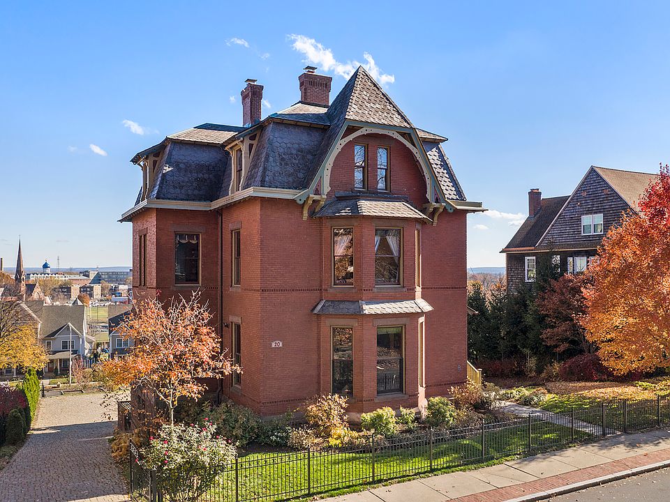 20 Charter Oak Place