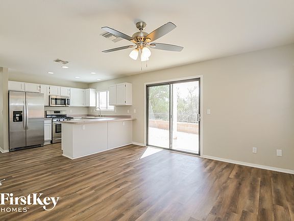 4th image of 8570 N Winchester Creek Dr